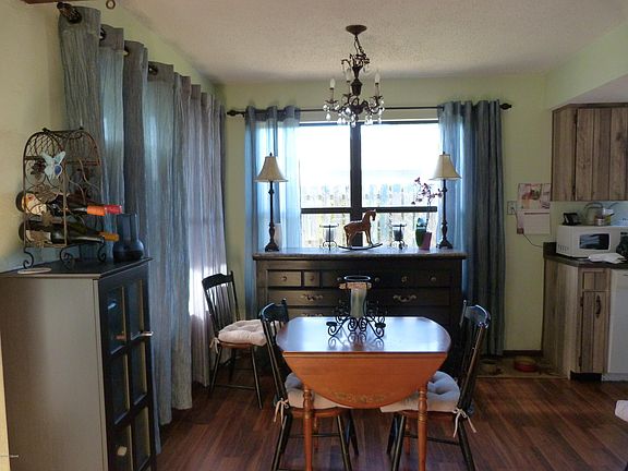 5th image of 41 Sea Harbor Dr E