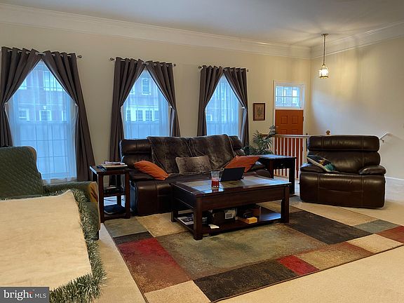 5th image of 6119 Manchester Park Cir