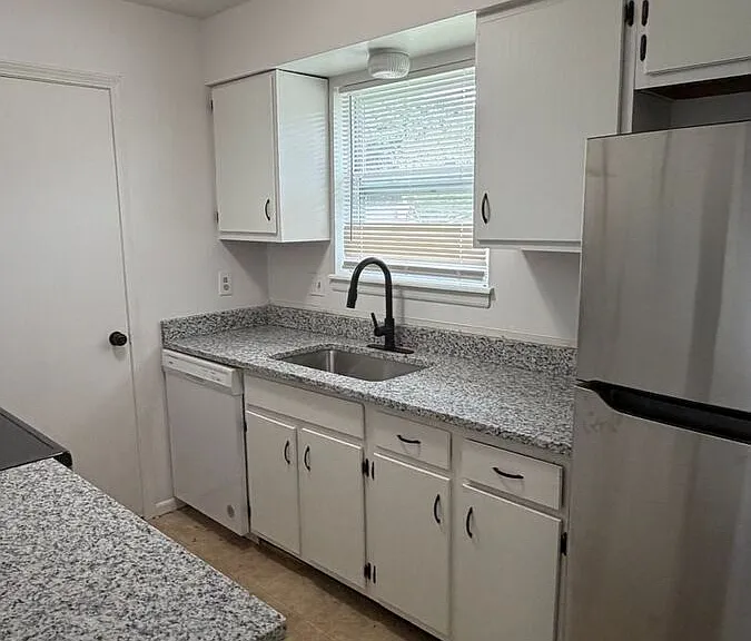 3536 Tudor Dr #C — Photo 11