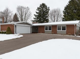 949 Boswell Ln, Kalamazoo, MI 49006