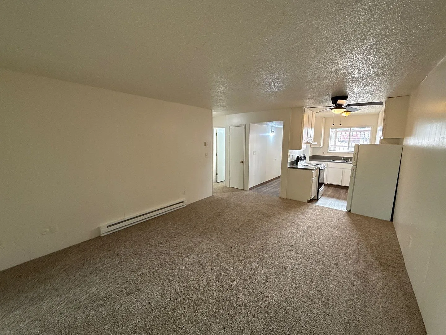 2 bed, 1.0 bath, $1,195 — Photo 4