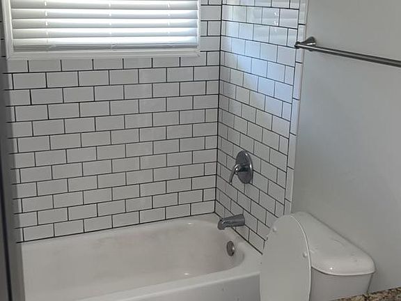 2nd image of 3441 Brumbaugh Blvd