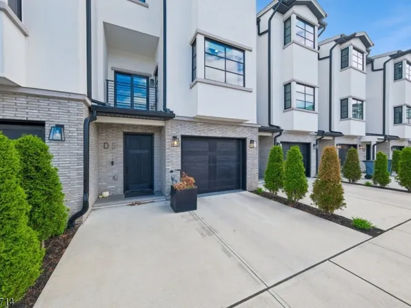 5 Harbor Front Ter Unit D5, Elizabethport, NJ 07206