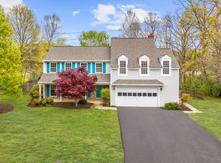 6724 White Post Rd, Centreville, VA 20121