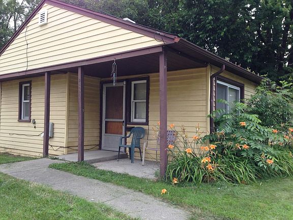 2nd image of 33404 Bendon Ct