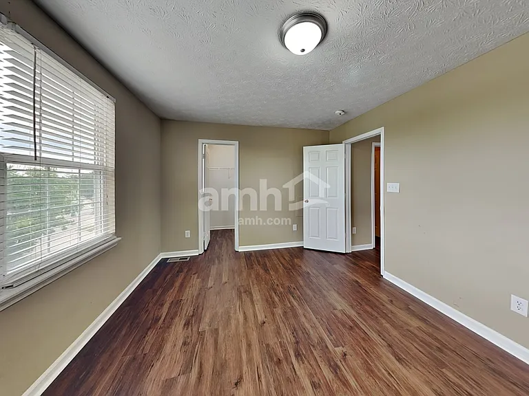 5657 Valhalla Way — Photo 11