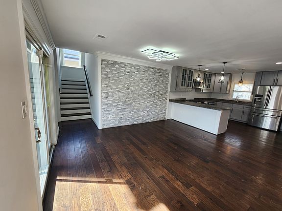 5th image of 3405 Stonesboro Rd