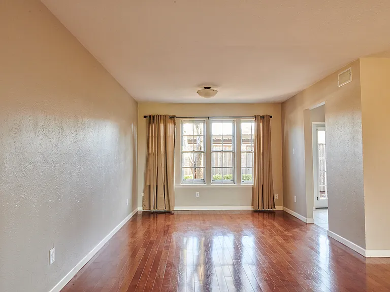 10714 Pagewood Dr — Photo 9