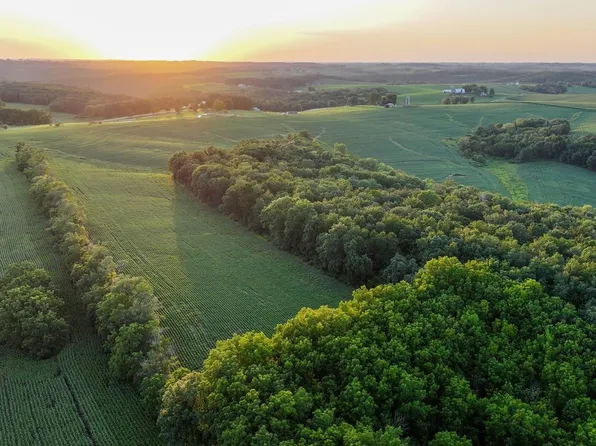 Stump Ridge Rd, Viroqua, WI 54665