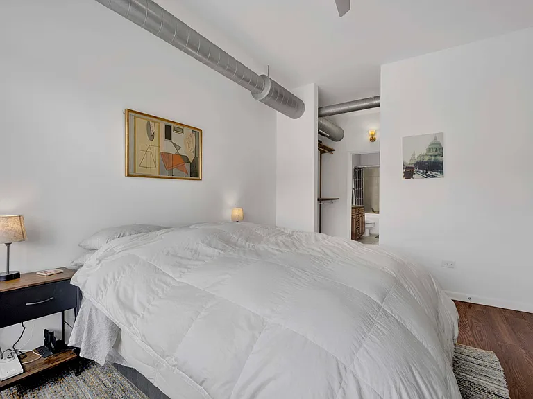 1200 W Monroe St #412 — Photo 16