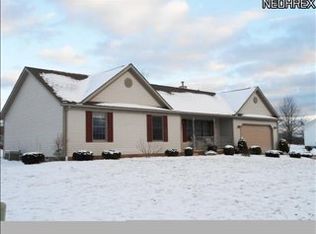 4199 Belleau Woods Cir, Uniontown, OH 44685