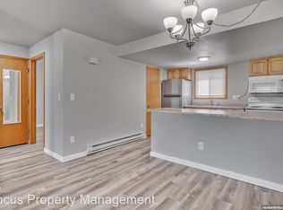 1779 Maricopa Dr APT B, Oshkosh, WI 54904