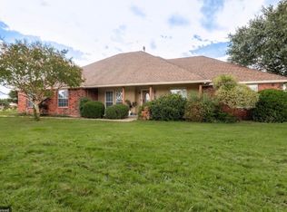 2830 Skinner Rd, Midlothian, TX 76065