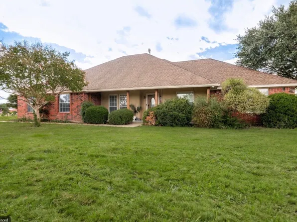 2830 Skinner Rd, Midlothian, TX 76065