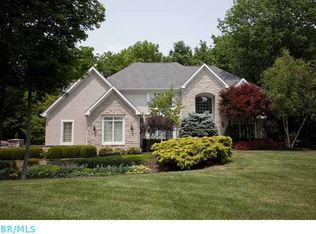 5138 Preston Ct, Powell, OH