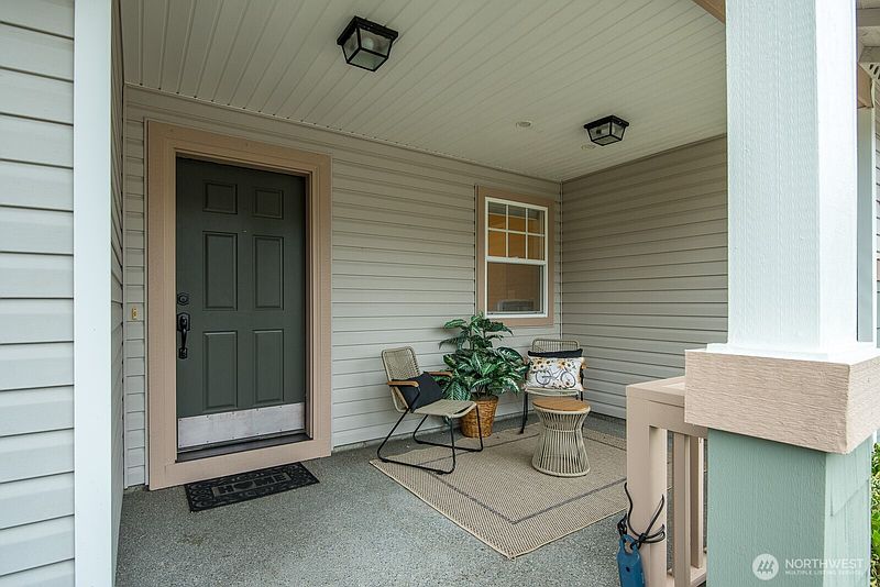 4th image of 5019 146th Street SE