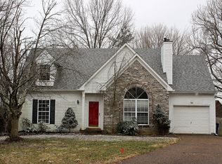 8606 Raintree Cir, Pewee Valley, KY 40056