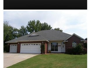 301 Cedar Creek Dr, Van Buren, AR 72956