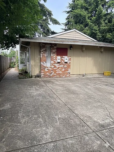7415-7417 SE 83rd Ave Photo 1