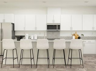 2371 Lionheart Dr, Perris, CA 92570