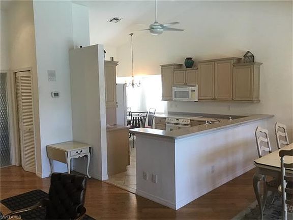 5th image of 105 Granville Ct