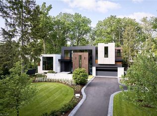 116 Chartwell Rd, Oakville, ON L6J 3Z6