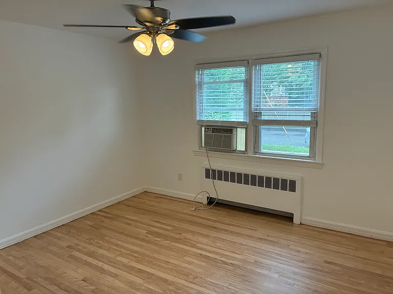 605 Briarcliff Ave #1 — Photo 10