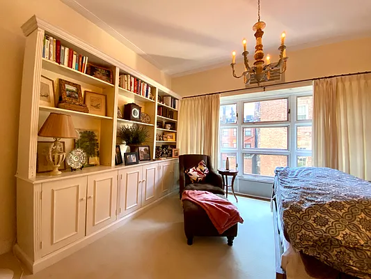 Rented by R New York | media 6