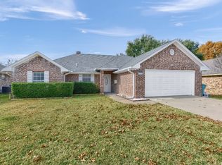 1908 Monte Cristo Dr, Sherman, TX 75092