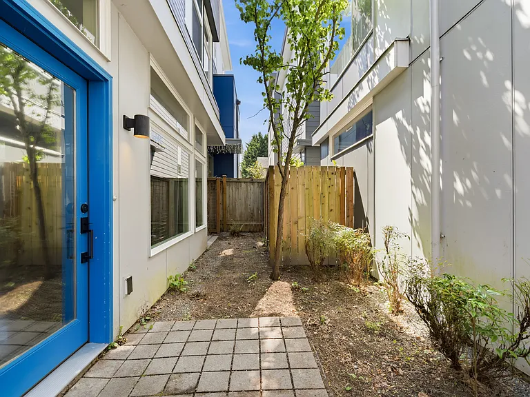 5624 Fauntleroy Way SW #C — Photo 26