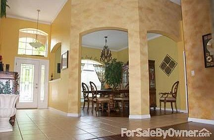 Front of house
						:
						Recently painted