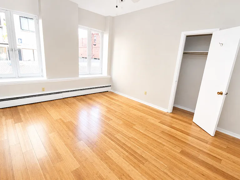 Hardwood 1-Bedroom