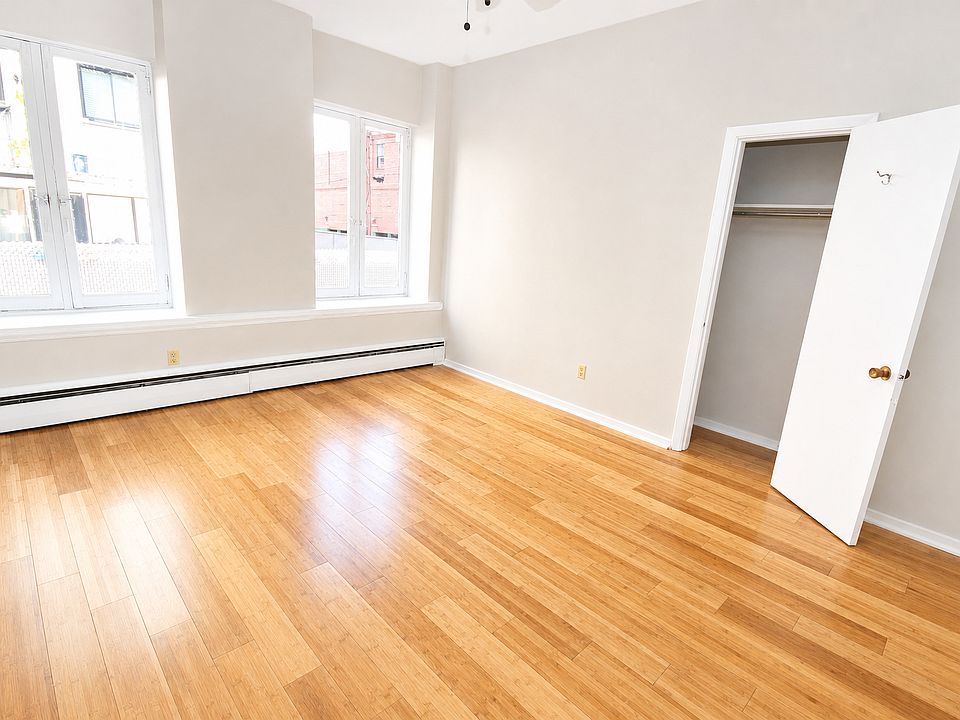 Hardwood 1-Bedroom