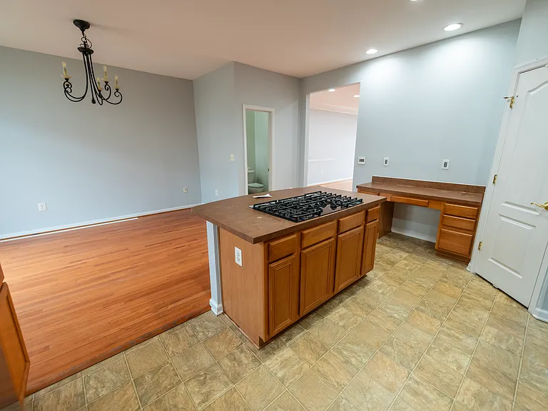 17409 Grant Cottage Dr — Photo 22