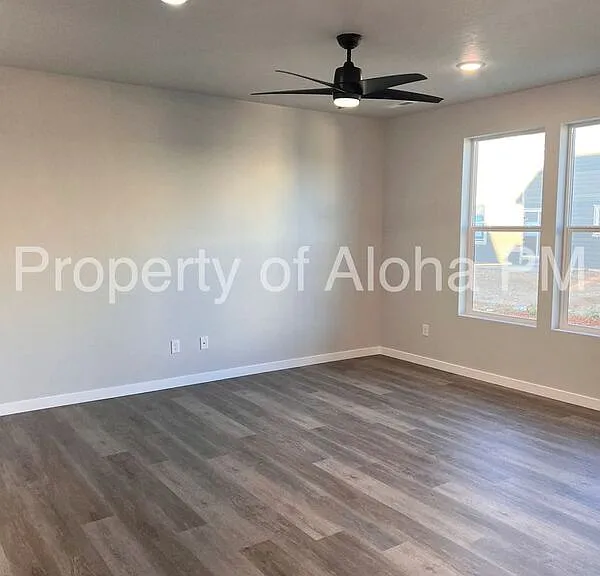 1797 S Grayling Ave — Photo 7