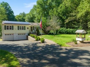 1261 Monroe Tpke, Monroe, CT 06468