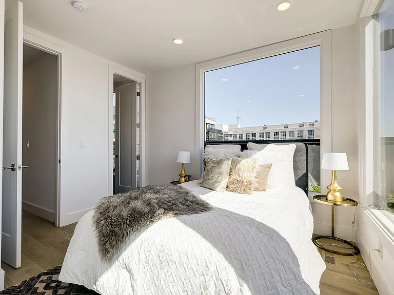 1424 Belmont St NW #9 — Photo 7