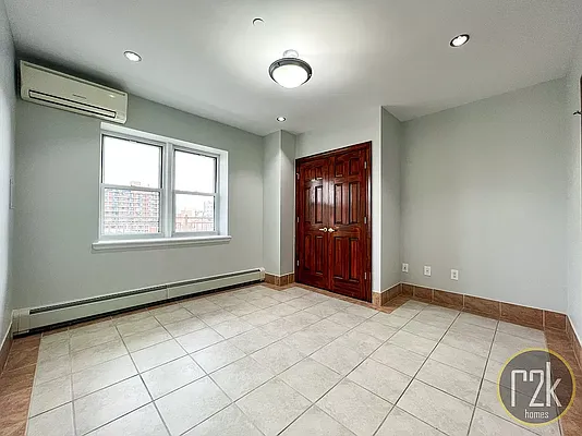 Rented by Realty 2000 Corp | media 77