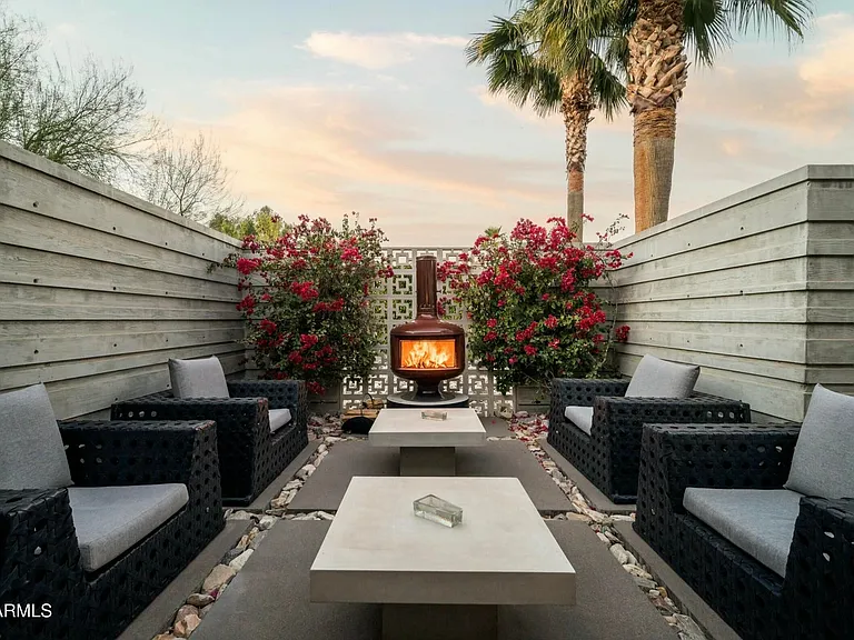 8011 E Larkspur Dr — Photo 33
