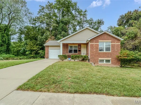 1418 Fletcher St, Alton, IL 62002