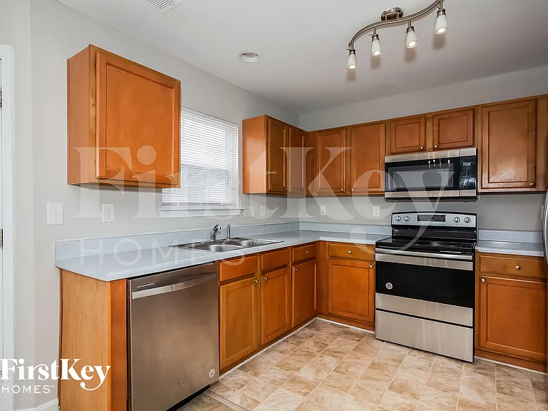 7301 Hidden Creek Dr — Photo 7