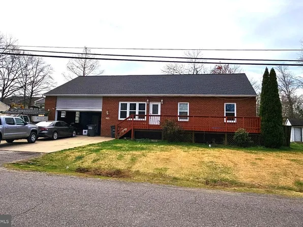 8719 Parkland St, Manassas, VA 20111