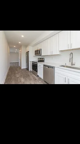 1829 E Sergeant St #4 Photo 1