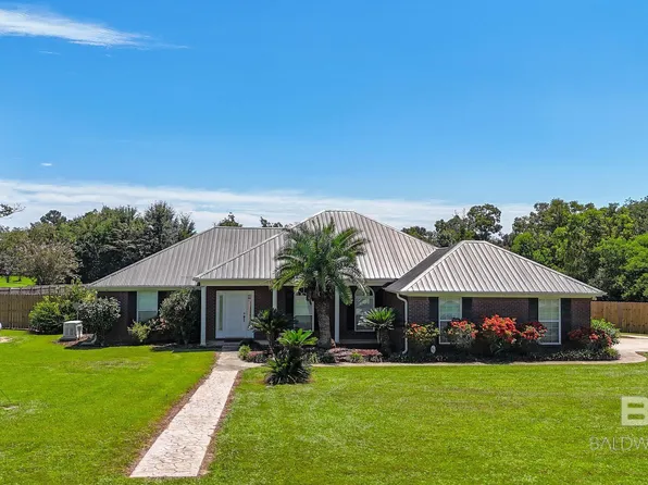 10128 Grove Dr, Fairhope, AL 36532