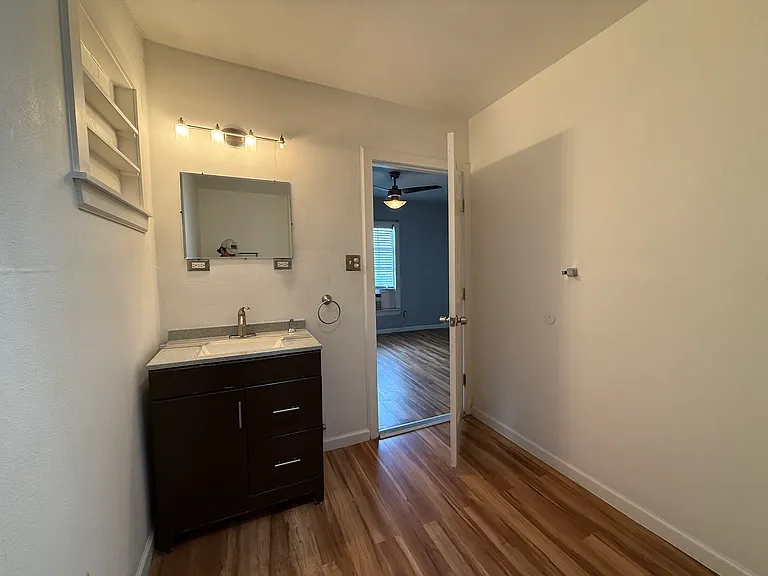 135 E Quill Dr #2 — Photo 12