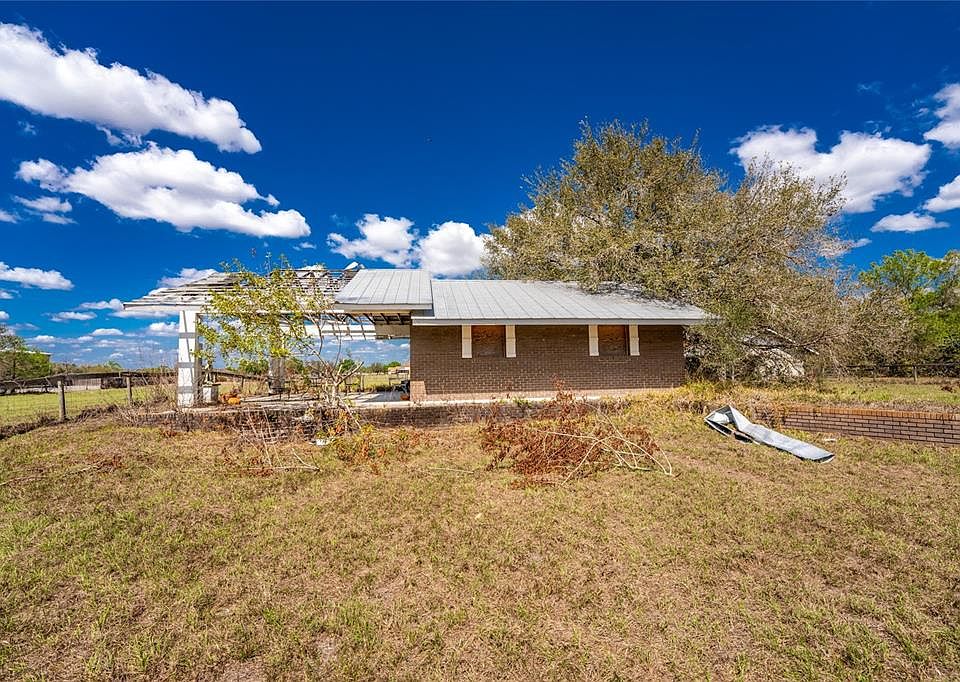 1st image of 31840 Washington Loop Rd