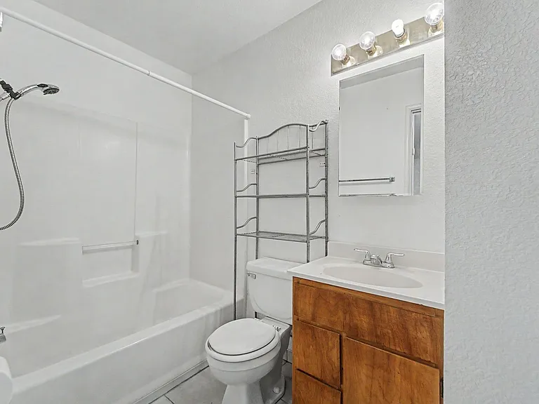 5757-5771 Arboga Rd — Photo 9