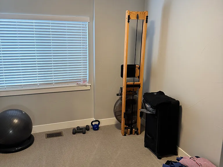 Large guestroom on third floor