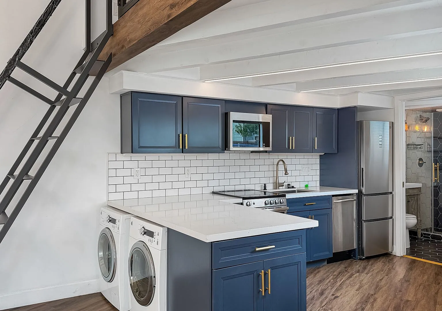 Cozy House Studio in the Heart of NOBE — Photo 2