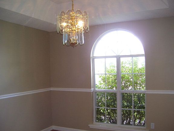 5th image of 171 Garden Terrace Dr